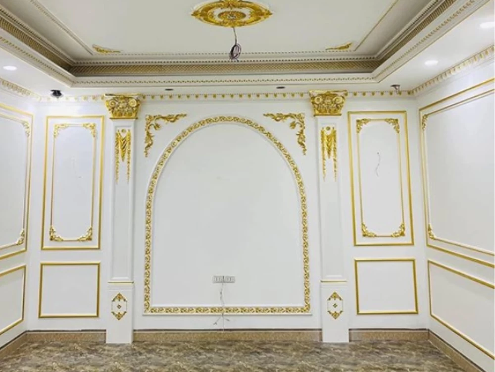 Đường phào chỉ bao quanh các ô tường