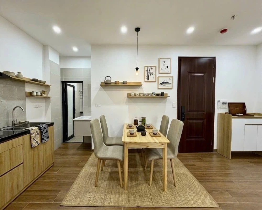 Căn hộ kiểu Nhật sử dụng màu trắng làm màu sơn tường chủ đạo