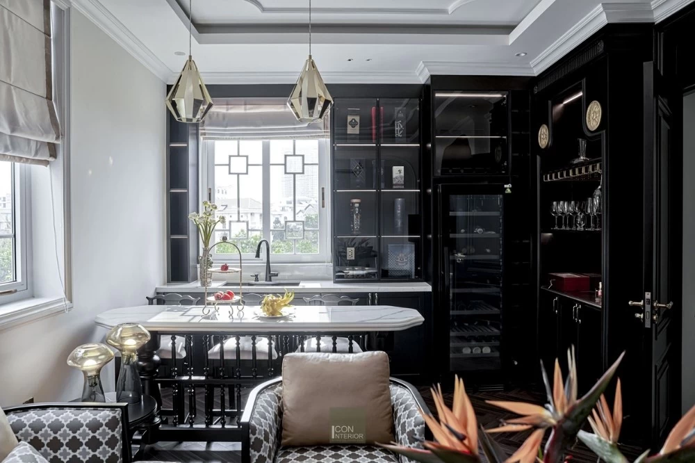 Mẫu nhà bếp cho nhà phố phong cách Indochine rộng 119m2