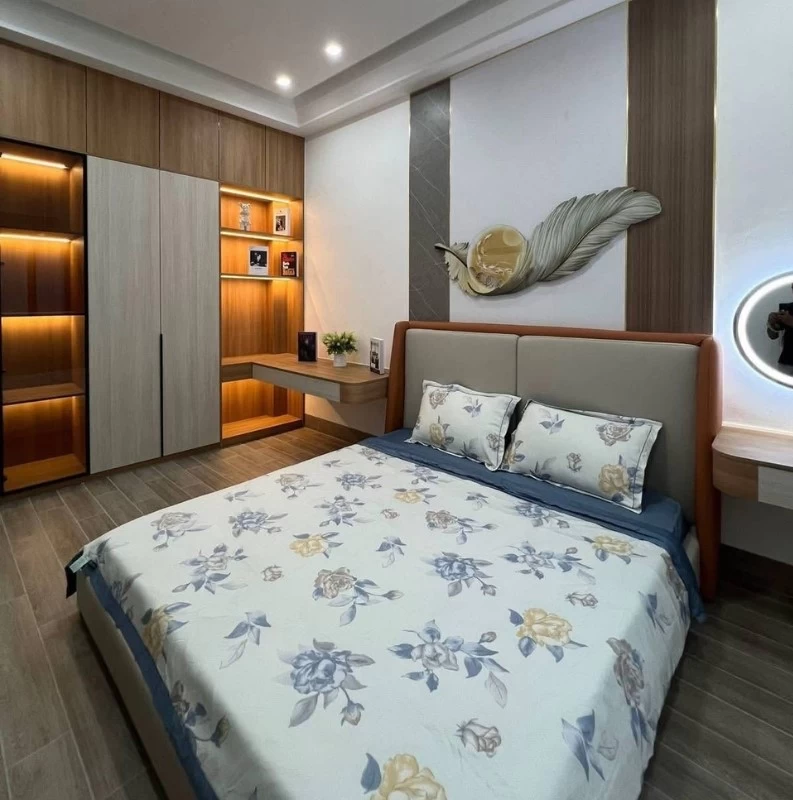 Không gian phòng ngủ chính sang trọng cho nhà phố 3 tầng diện tích 5x12,5m